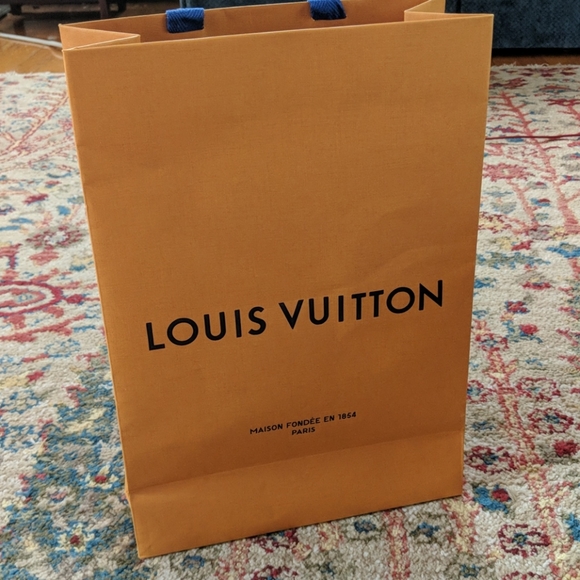 Louis vuitton shopping bag - Picture 1 of 6